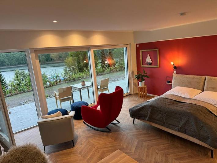 Ferienwohnung für 2 Personen, mit Balkon und Terrasse sowie Garten und Sauna