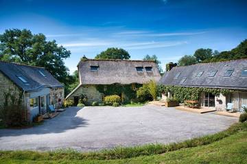 Gîte pour 2 personnes, avec jardin et jacuzzi, animaux acceptés dans Bon Repos sur Blavet