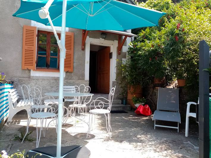 Gîte pour 6 personnes, avec jardin