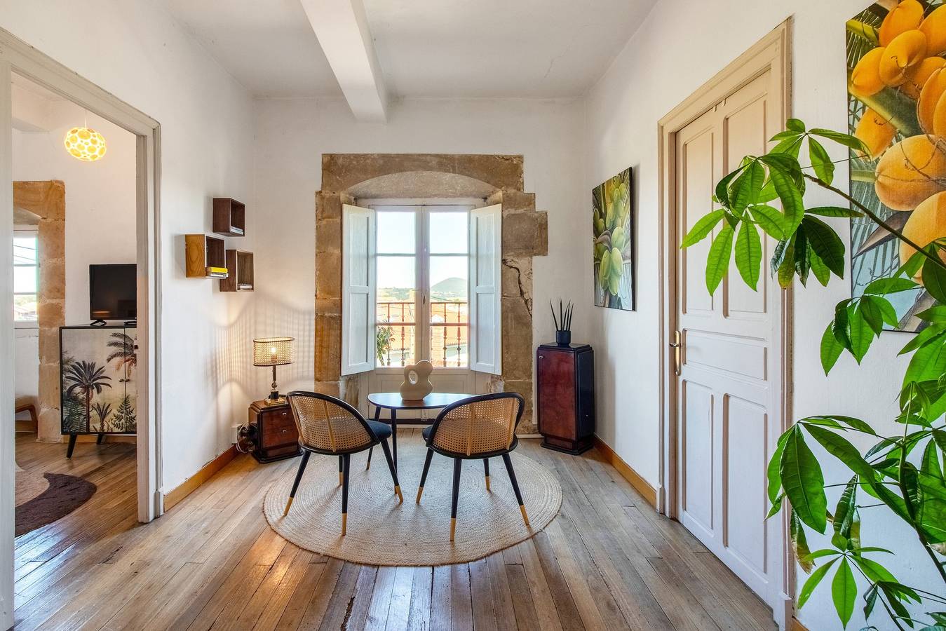 Villa Vista Ajo – Historisches Herrenhaus mit Garten und herrlicher Aussicht in Bareyo, Kantabrische Küste