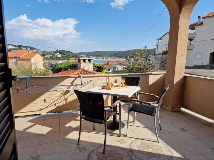 Appartamento per 2 persone a Rab