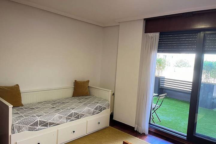 Ferienwohnung für 2 Personen, mit Balkon und Garten in Vigo - 4