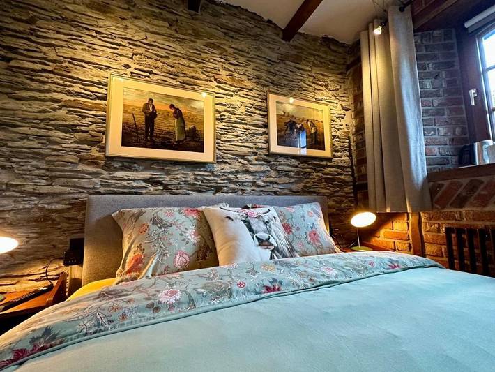 Chambre d’hôte pour 2 personnes, avec Terrasse ainsi que Jardin et Vue à Neufchâteau (Belgique)