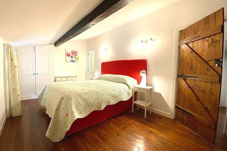 Gîte pour 4 personnes, avec jardin ainsi que piscine et terrasse à Baleyssagues - 3