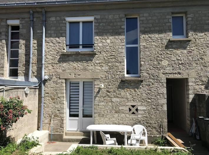 Gîte pour 4 personnes, avec jardin à Valognes