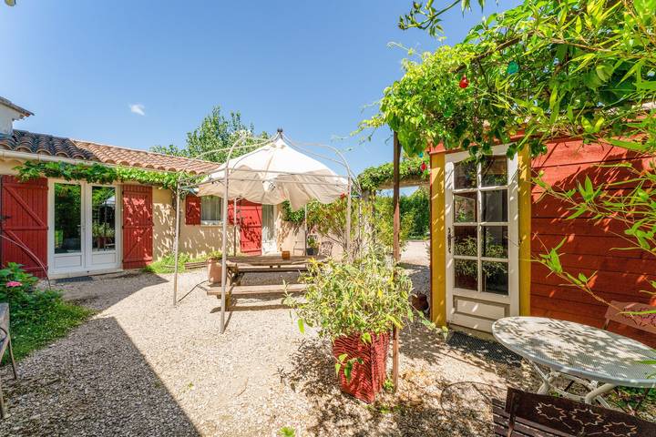 Chambre d’hôte pour 2 personnes, avec Jardin dans le Vaucluse