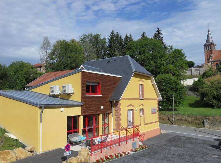 Hôtel pour 4 personnes, avec Terrasse ainsi que Jacuzzi et Sauna