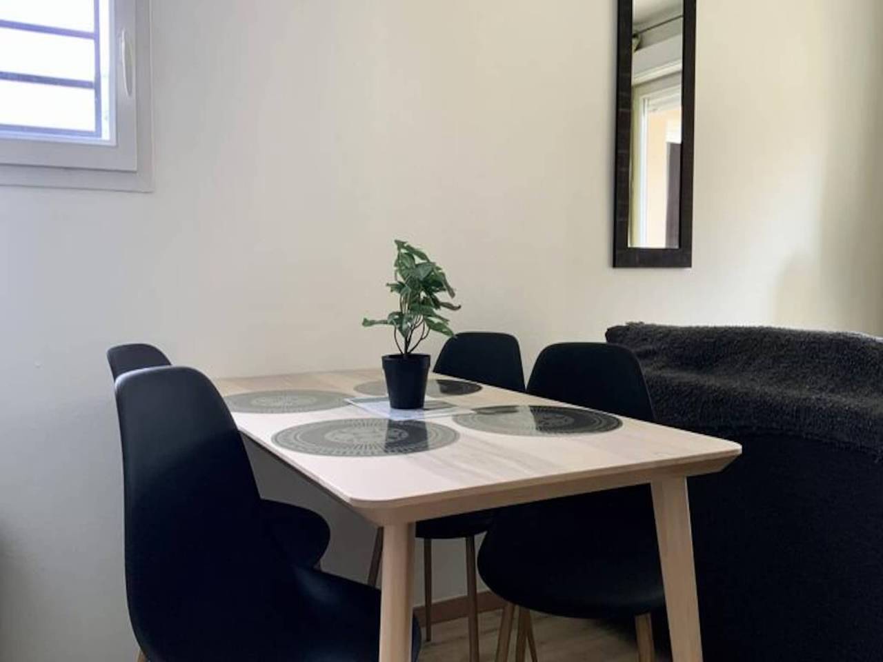 Ganze Wohnung, Wohnung in Avène in der Nähe des Thermalbads in Avène, Lodève und Umgebung