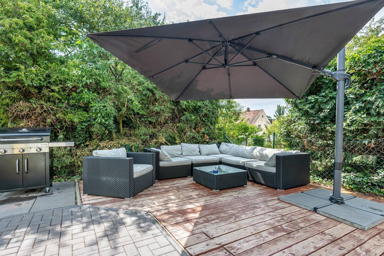 Geräumiges Ferienhaus mit Garten & Terrasse – bis zu 9 Personen in Nürnberg in Nürnberg, Franken