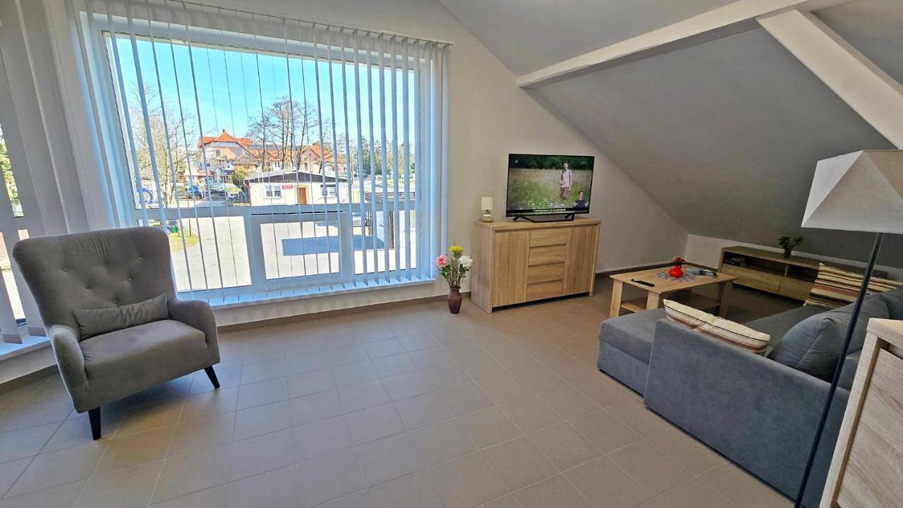 Ganze Wohnung, Two-Bedroom Apartment in Mrzeżyno, Powiat gryficki