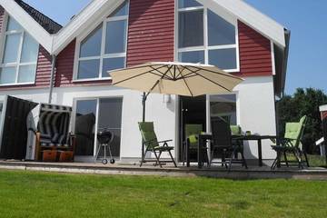 Ferienhaus für 6 Personen, mit Whirlpool und Terrasse sowie Sauna und Garten in Nordhorn