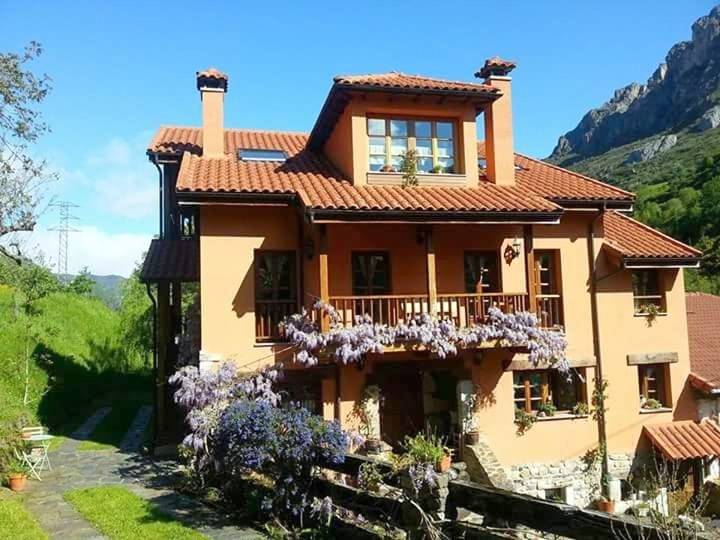 Apartamento entero, Apartamentos Rurales Buenamadre in Somiedo, Cordillera Cantábrica