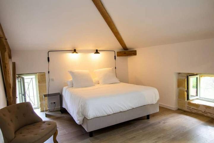 Location de vacances pour 6 personnes, avec jardin et terrasse à Mazeyrolles - 3