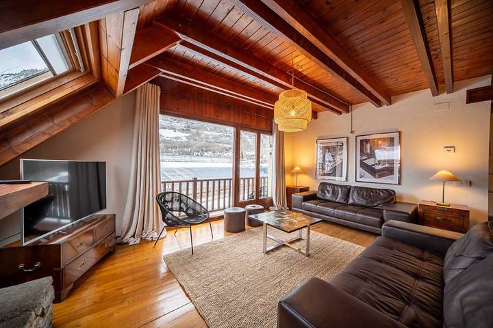 Gîte pour 10 personnes, avec balcon dans Vielha - 3