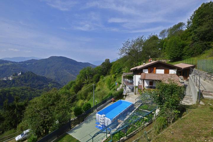 Ferienhaus für 6 Personen, mit Pool und Terrasse, mit Haustier in der Lombardei - 2