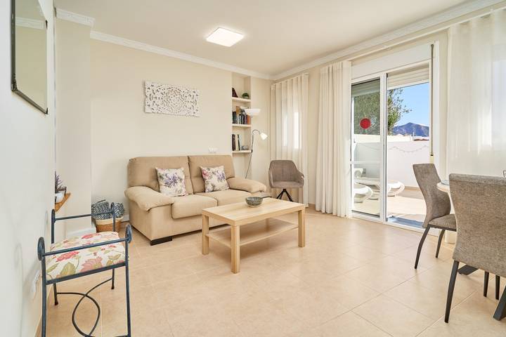 Entire apartment, Fernandita Apartment for Couples with 2 Private Terraces, Wi-Fi & Barbecue, Near the Beach in Nerja Centre, Nerja