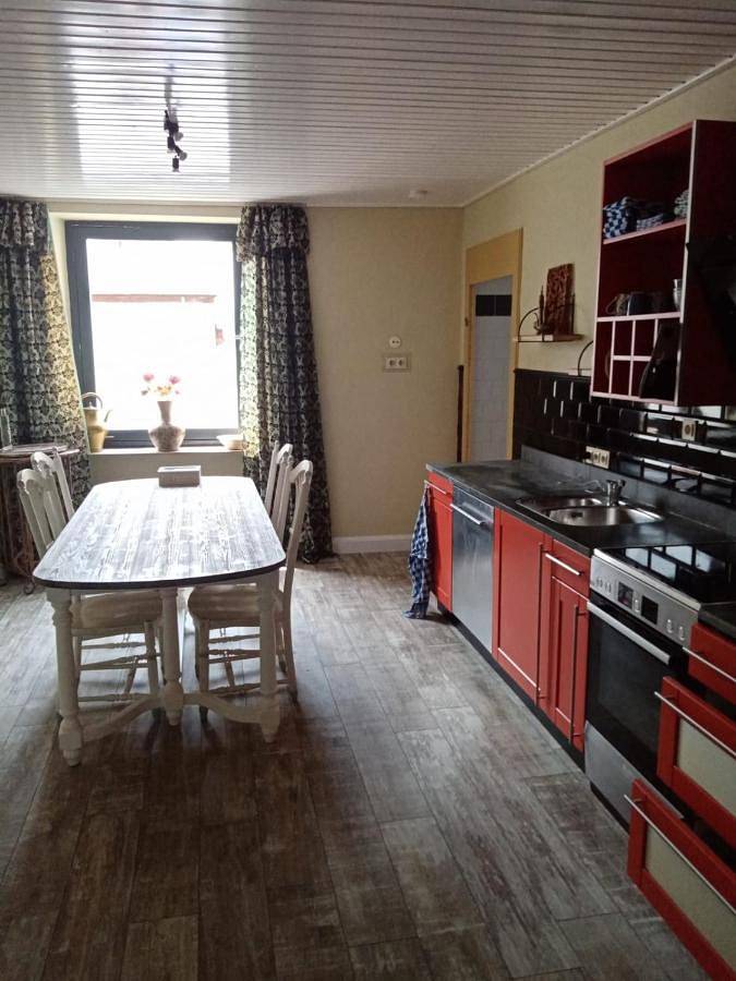 Ferienwohnung für 4 Personen, mit Terrasse in Lieser - 2