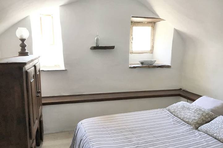 Location de vacances pour 6 personnes, avec jardin et piscine à Saint-André-de-Cruzières - 3