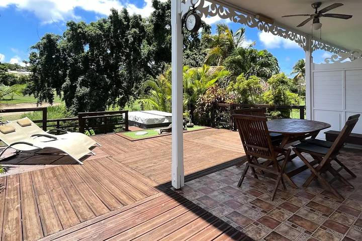 Gîte pour 4 personnes, avec jardin, animaux acceptés dans Golf international de Saint François - 2