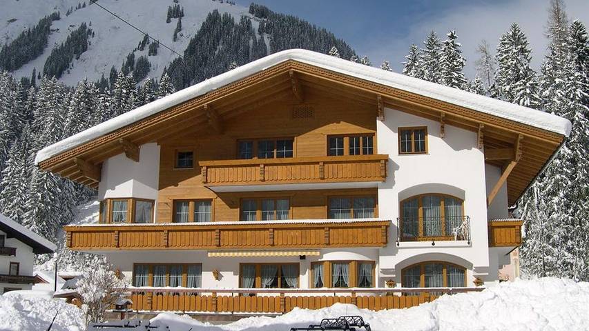 Ferienwohnung für 4 Personen, mit Balkon und Garten im Lechtal - 2