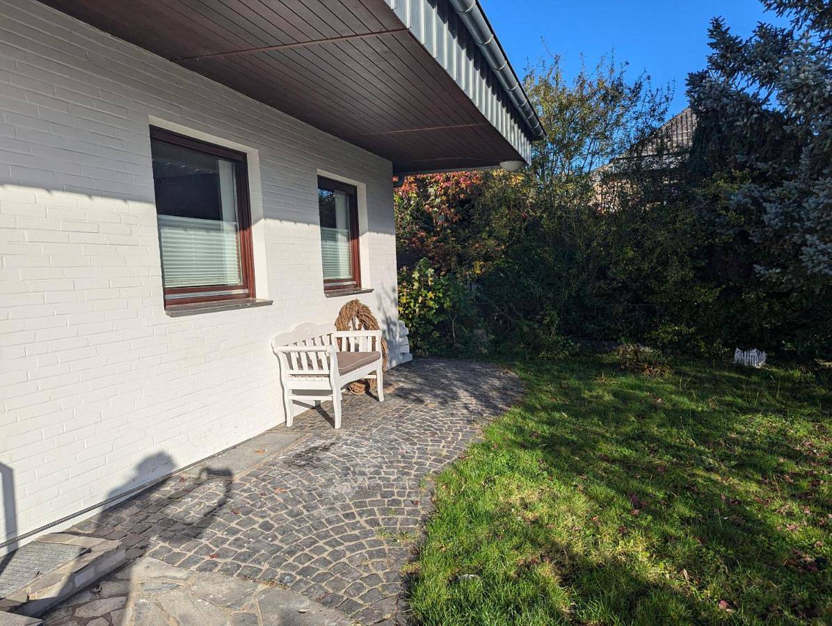 Ganze Wohnung, One-Bedroom Apartment in Nörvenich, Kreis Düren