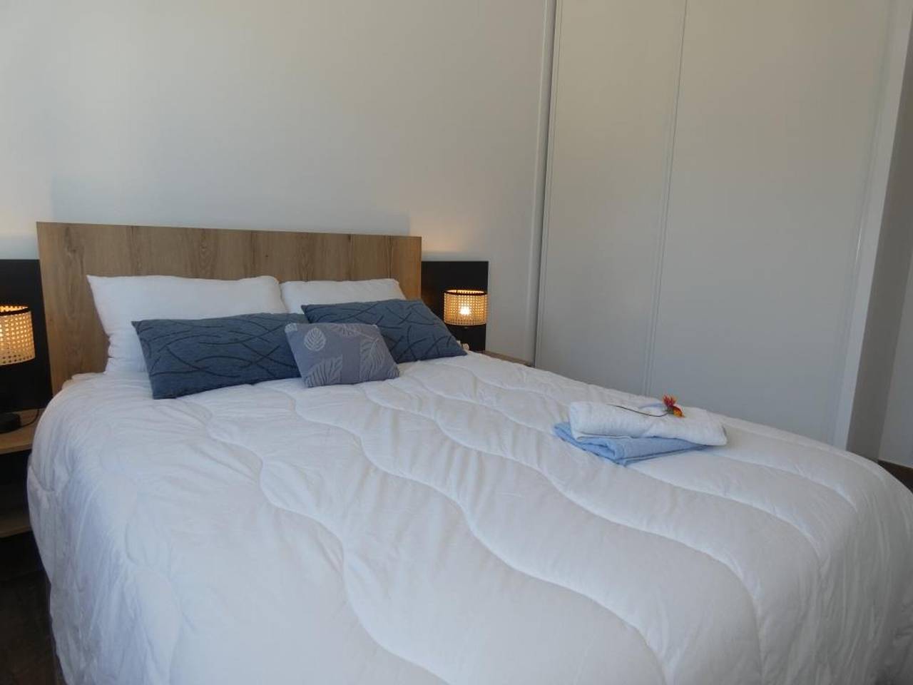 Appartement entier, Appartement rénové, 2 chambres, balcon, parking, face mer in Notre-Dame-de-Monts, Vendée