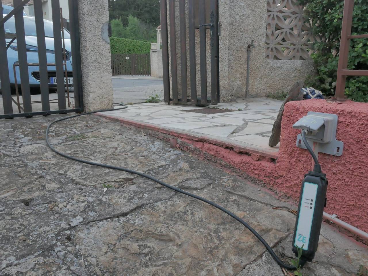 Appartement entier, Appartement en rez-de-jardin avec piscine, à Clermont-l'Hérault in Clermont-l'Hérault, Région de Lodève