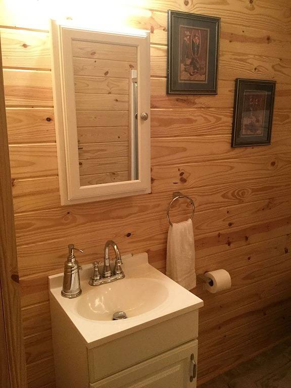 Kabine Nr. 3, Nashville, Memphis, Kentucky Lake, Vogelgesang, Loretta Lynns, Paris Tn in Kentucky Lake