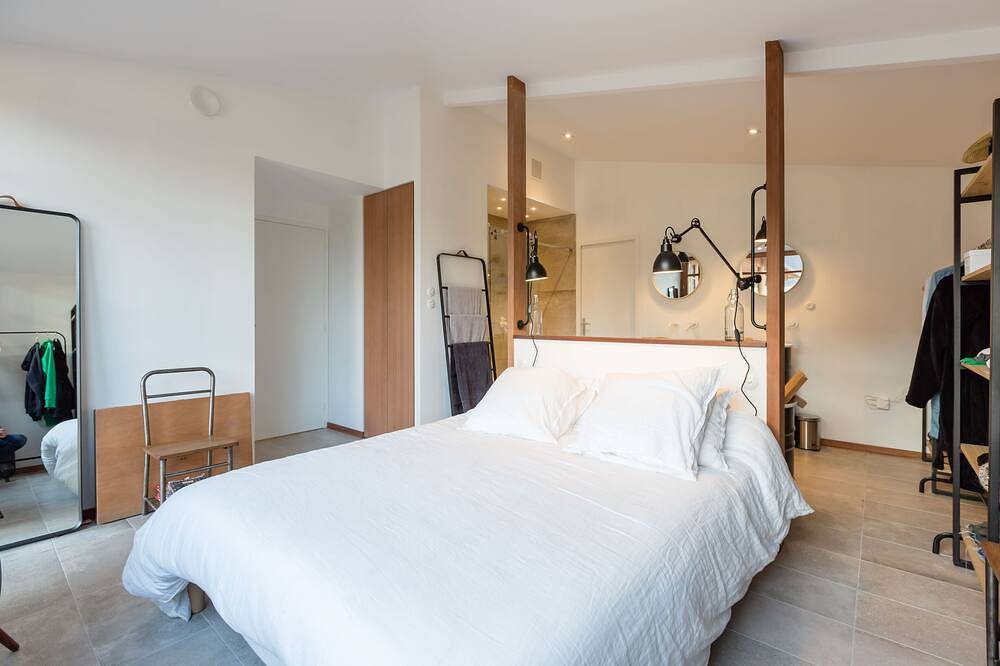Starck Haus 50 m vom Strand entfernt in Saint-Malo, Saint-Malo und Umgebung
