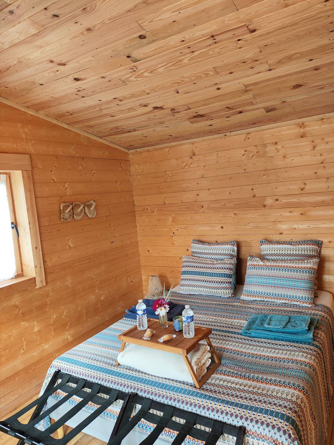 Guest Room 'Au Chant Des Oiseaux - Mésanges -' in Varen, Wood-Fired Pizza in Varen, Tarn-et-Garonne