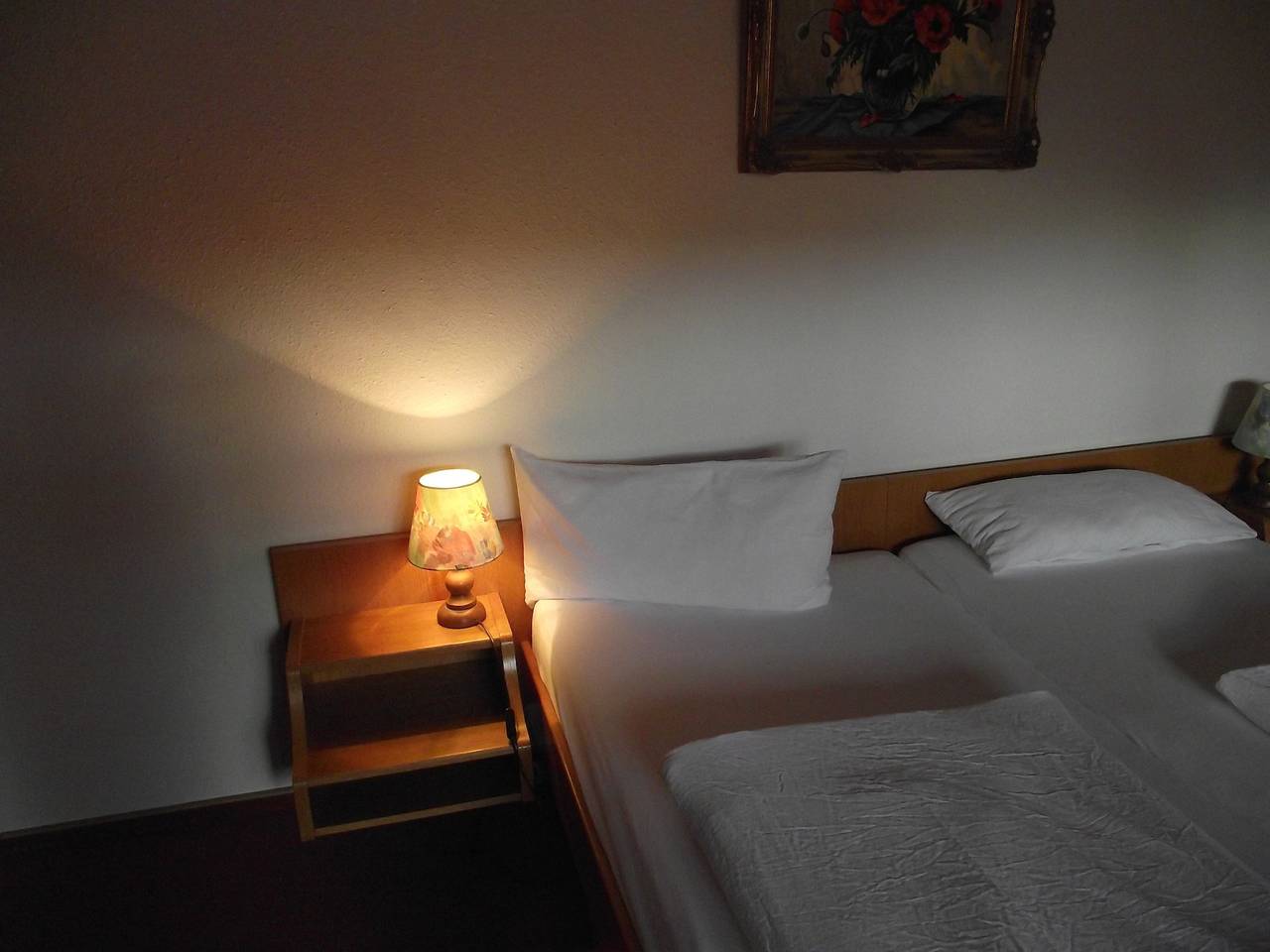 Dreibettzimmer Mit Dusche Und Wc 2 in Sipplingen, Region Bodensee-Oberschwaben