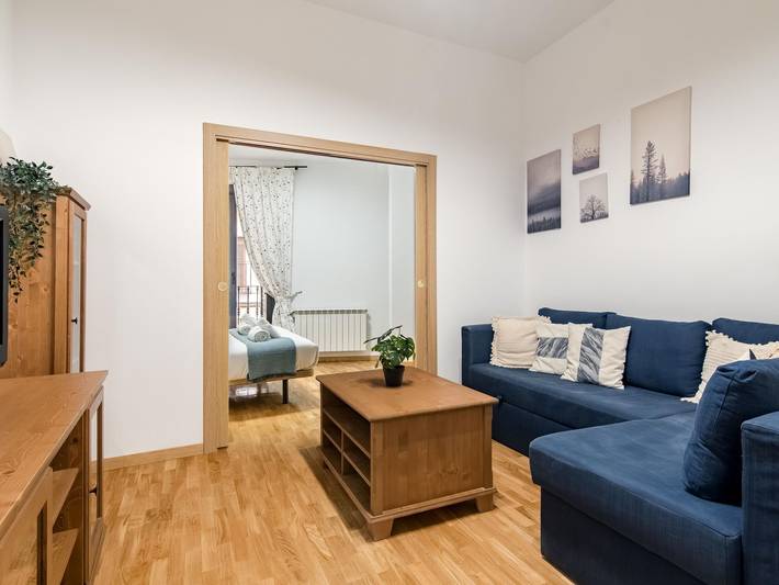 Apartamento para 5 personas, con balcón y piscina en Centro (Madrid)