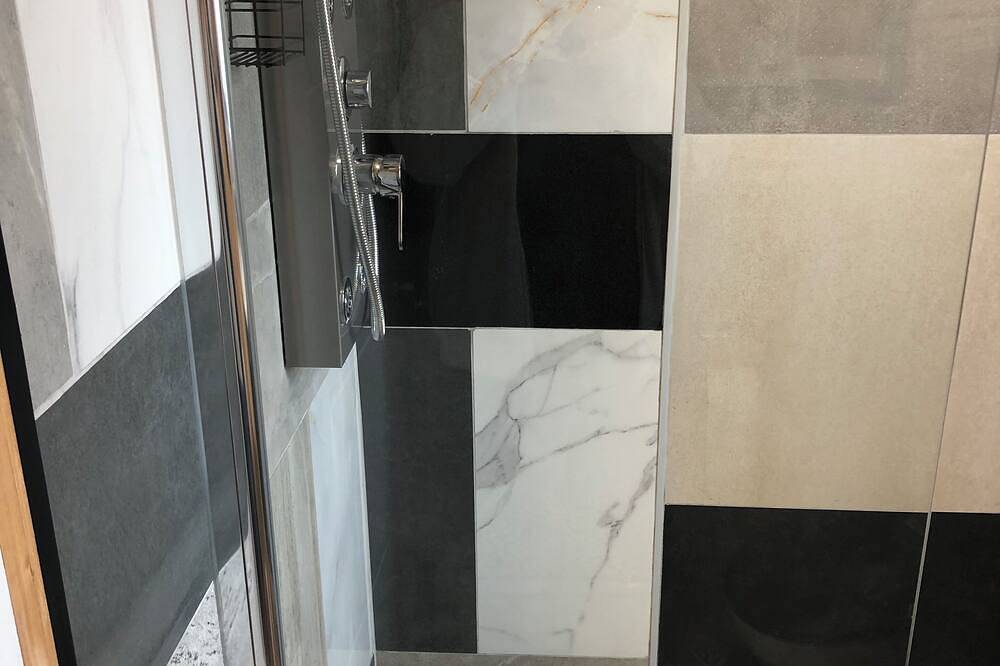Entire apartment, Stylish Flat in Chesterfield Peak District in Chesterfield, Derbyshire