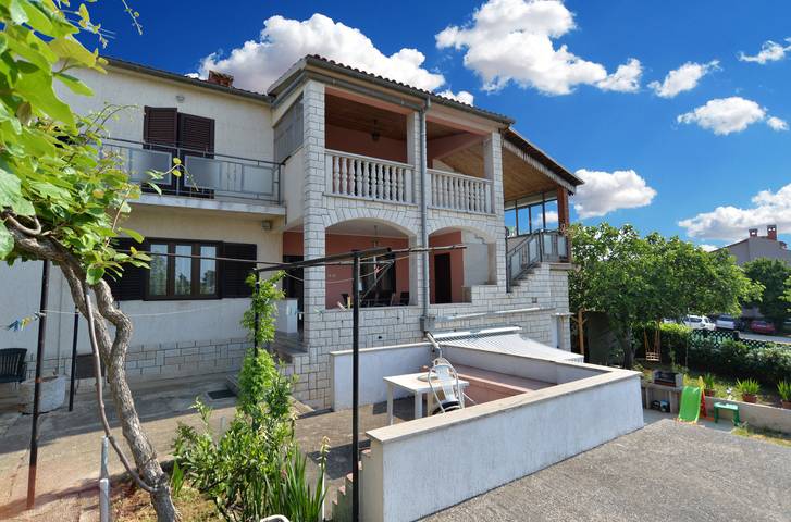 Appartamento per 4 persone, con terrazza in Rovigno