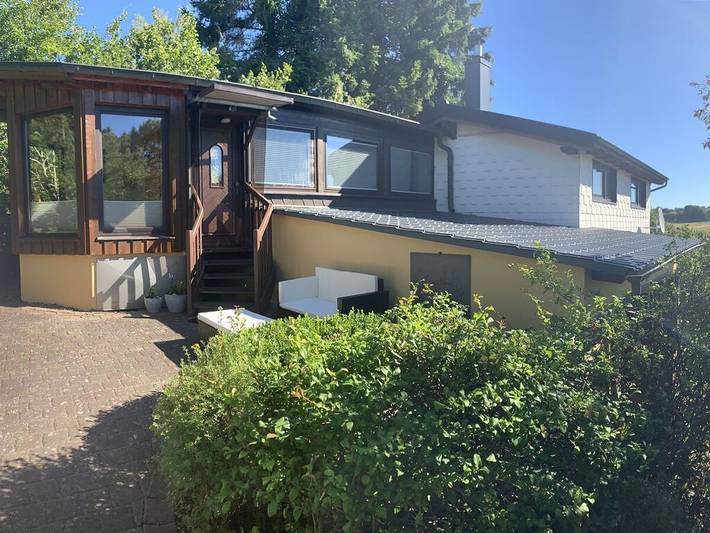 Ferienhaus für 6 Personen, mit Terrasse und Garten