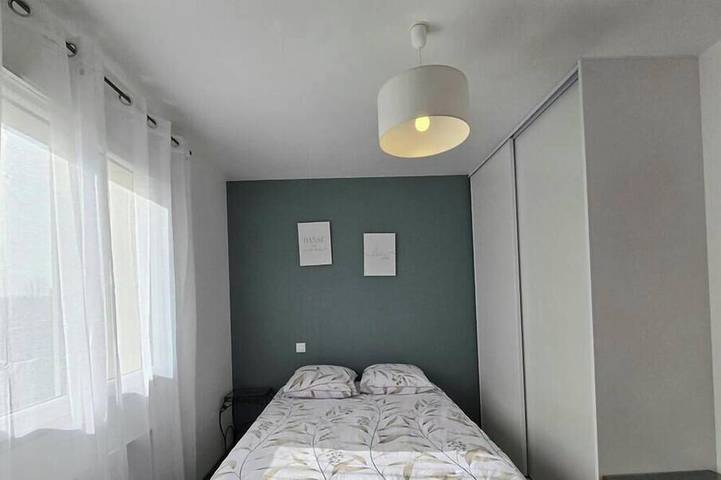 Gîte pour 4 personnes, avec jardin et piscine à Saint-Laurent-des-Hommes - 2