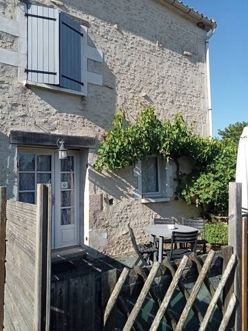 Gîte pour 2 personnes, avec jardin, animaux acceptés en Vendée