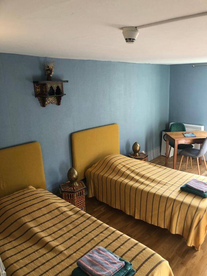 Hôtel pour 2 personnes, avec vue et terrasse à Châtillon-en-Diois - 2