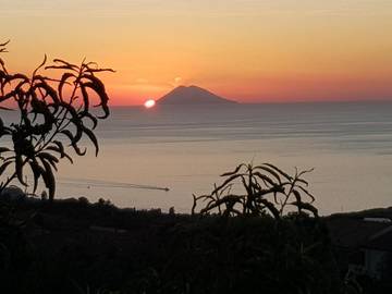 Location de vacances pour 3 personnes, avec jardin à Zambrone