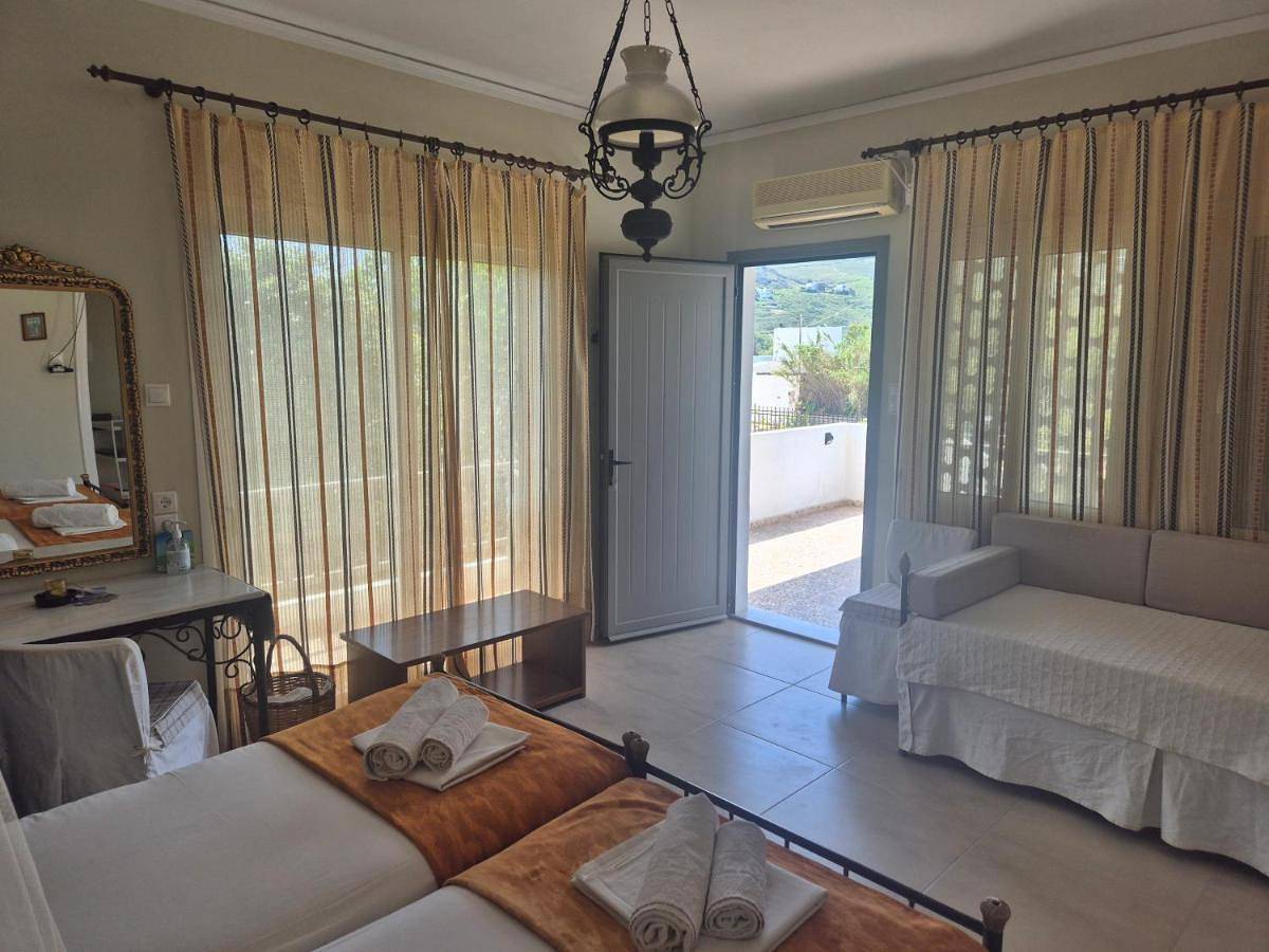 Triple Room with Sea View in Livadi, Sérifos