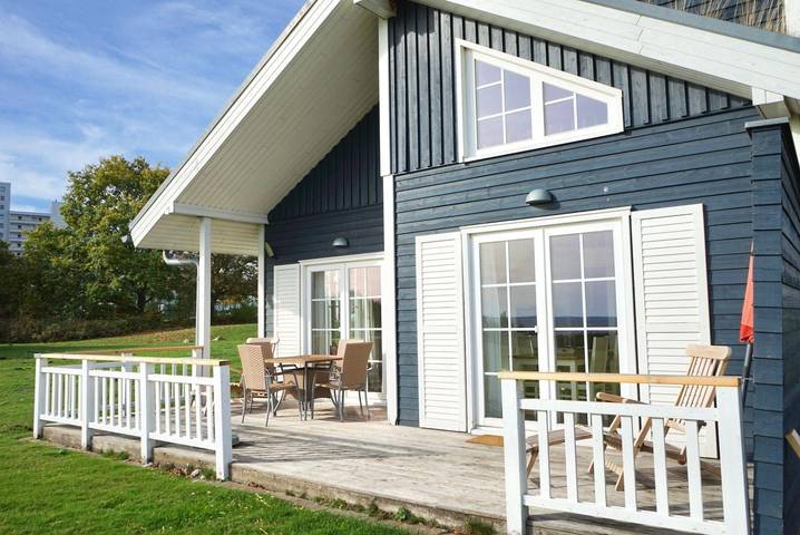 Ferienhaus für 4 Personen, mit Terrasse und Sauna sowie Whirlpool und Garten in Hansa-Park - 3