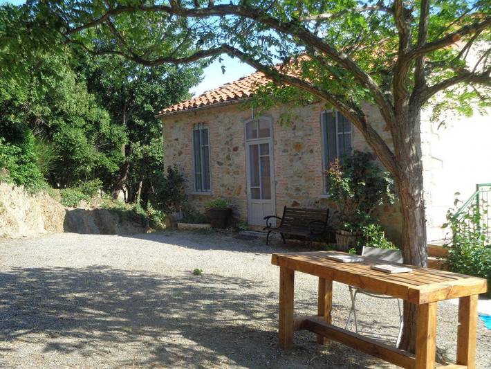 Gîte pour 4 personnes, avec jardin à Bélesta