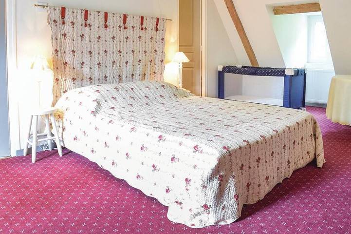 Location de vacances pour 16 personnes, avec jardin à Saint-Clément-Rancoudray - 2