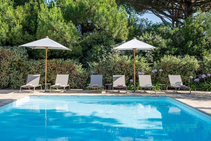 Entire holiday apartment, Minato - Stunning family villa with private pool and tennis court in Les Portes-en-Ré, Ile de Re