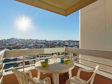 Gîte pour 2 personnes, avec balcon et piscine dans Office De Tourisme De Biarritz