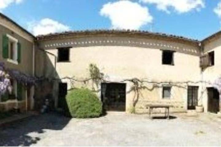 Gîte pour 2 personnes, avec jardin à Montredon-Labessonnié - 2