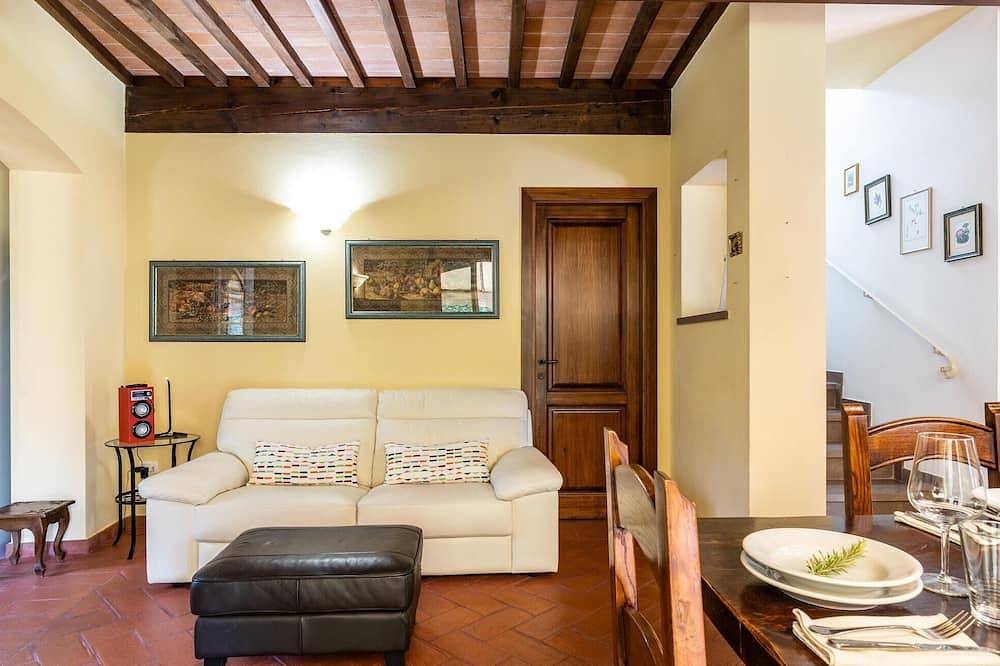 Schönes Haus mit 2 Schlafzimmern in. in Pontedera, Pisa Provinz