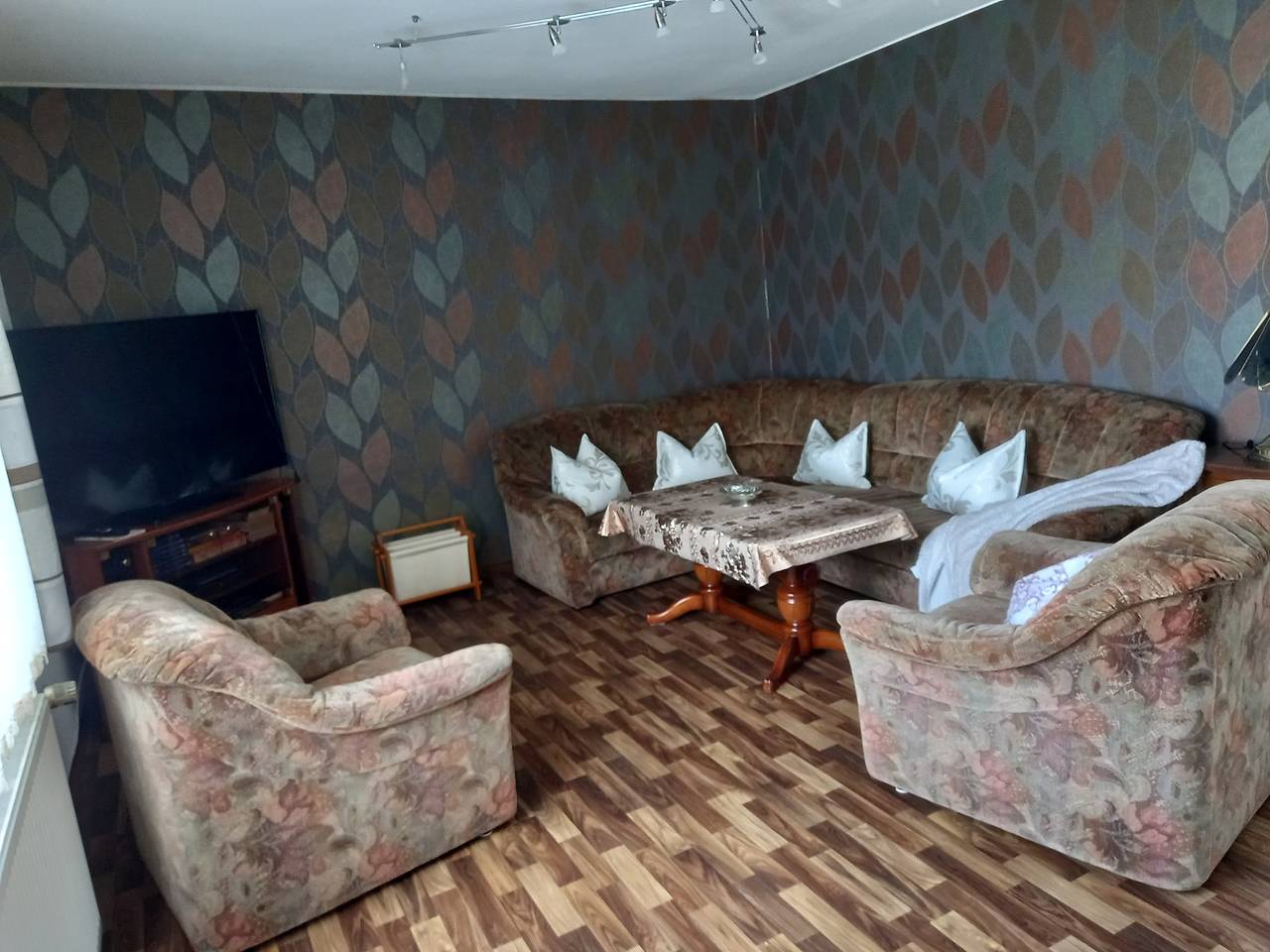 Ganze Ferienwohnung, Ferienhaus Heidi Koch - Ferienhaus mit 3 Schlafzimmern in Bad Frankenhausen, Region Kyffhäuser