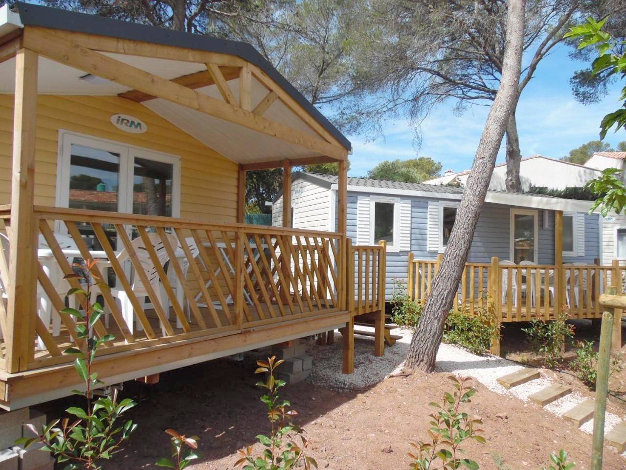Two-Bedroom Mobile Home - Venus in Boulouris, Saint-Raphaël