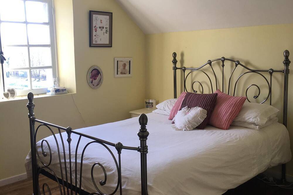 Belle maison de 4 chambres avec piscine et parking in Corgnac-sur-l'Isle, Périgord Vert